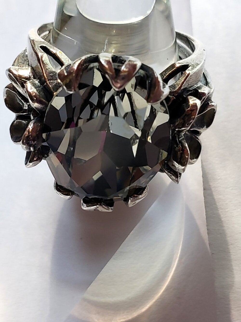 Sterling Silver Smoky Gemstone Flower-Accented Ring | Size 7 NWOT